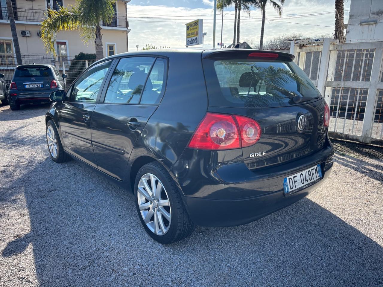 VW GOLF 1.6 BENZINA 102CV 130.000KM
