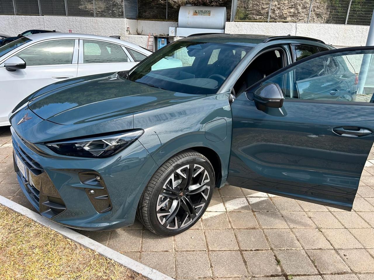 Cupra Terramar 1.5 e-Hybrid DSG Impulse
