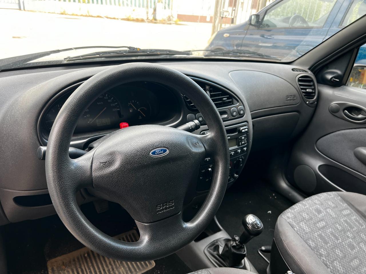Ford Fiesta 1.2 16V 5p.euro 4 adatta a neopatentati