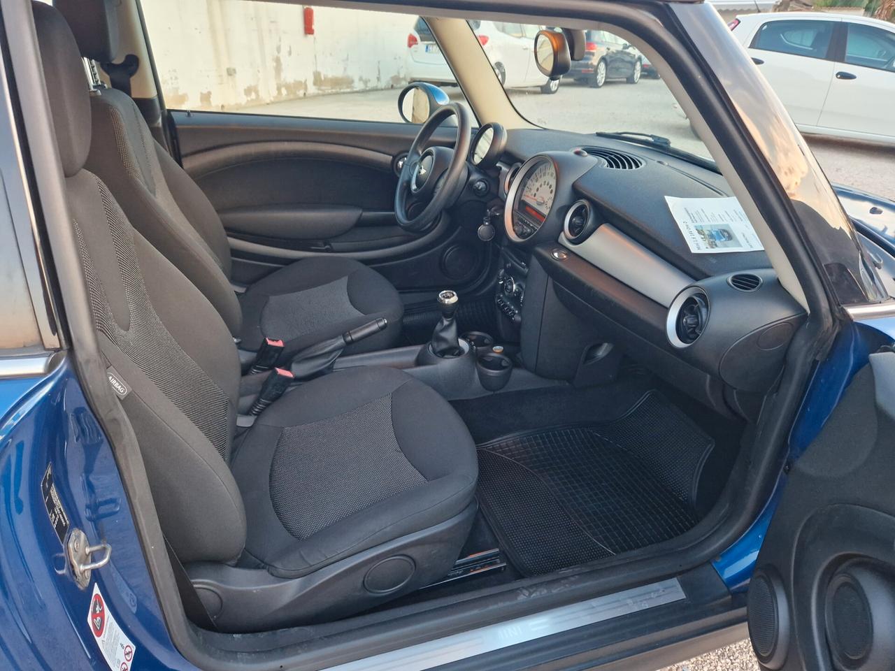 Mini 1.6 16V One D