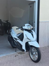 Piaggio Beverly 400
