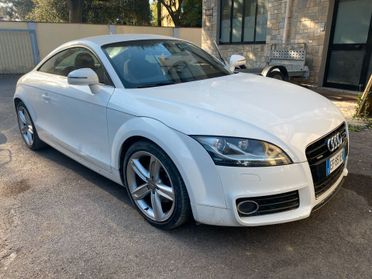 Audi TT Coupé 2.0 TDI quattro Advanced plus 2011