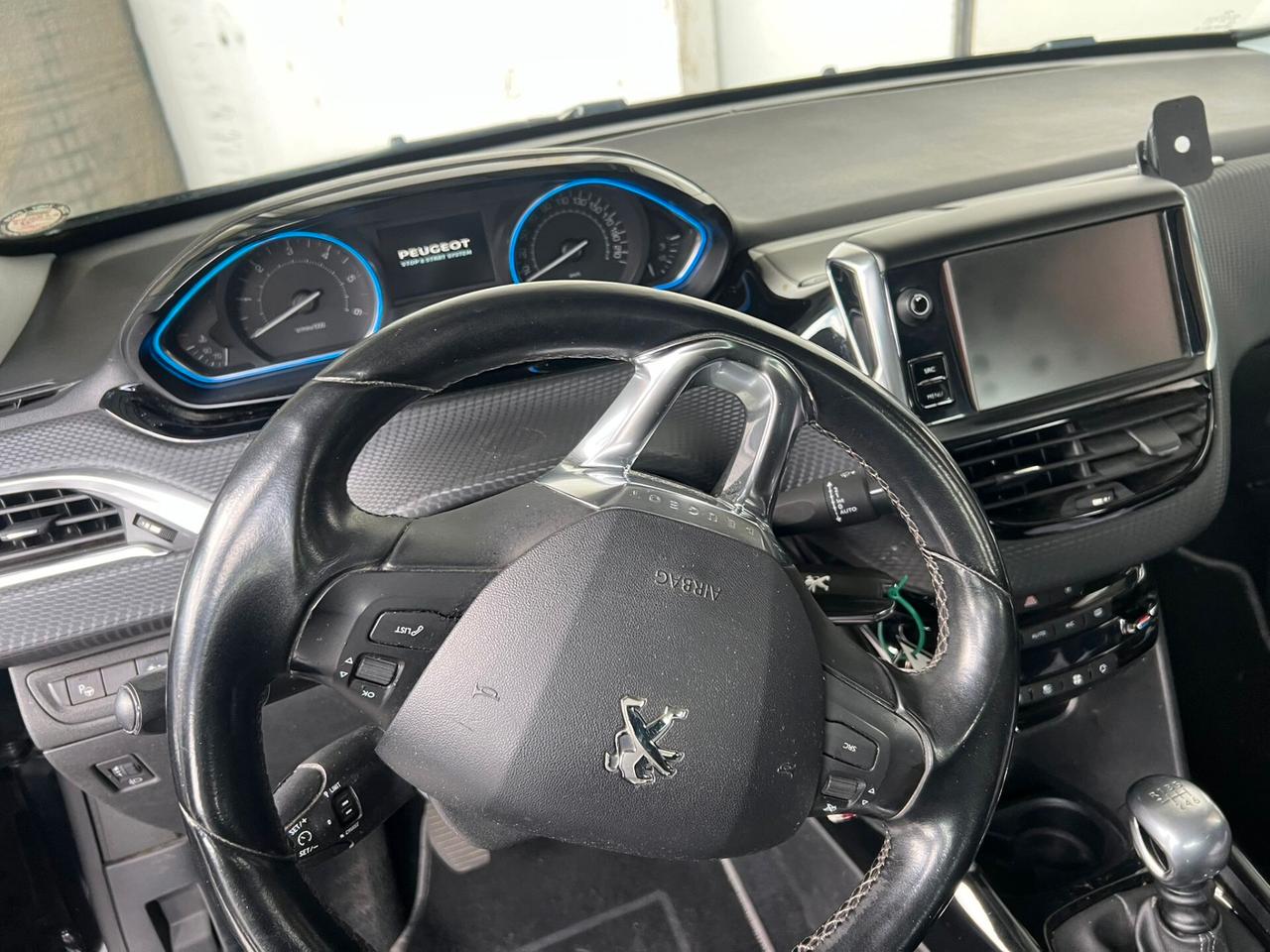 Peugeot 2008 BlueHDi 100 Black Matt GT- unico proprietario
