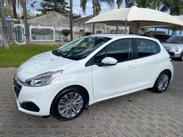 PEUGEOT 208 PureTech 82 5 porte Allure