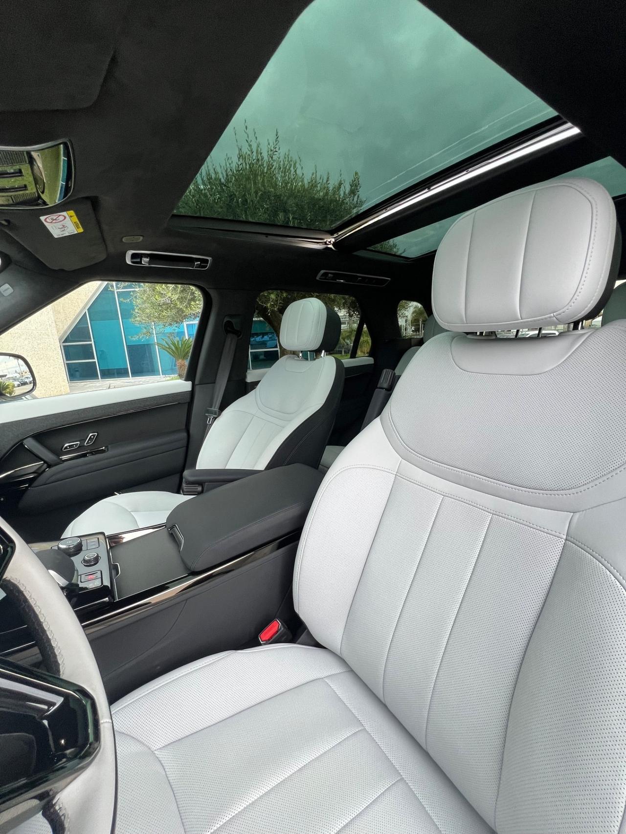 Land Rover Range Rover Sport 3.0Autobiography possibilità noleggio noscoring