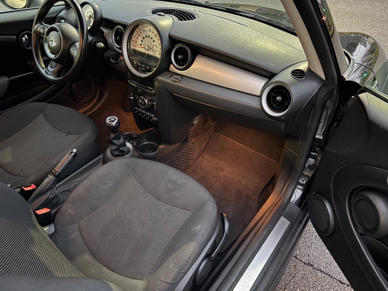 Mini Cooper Coupe 1.6 Coupé