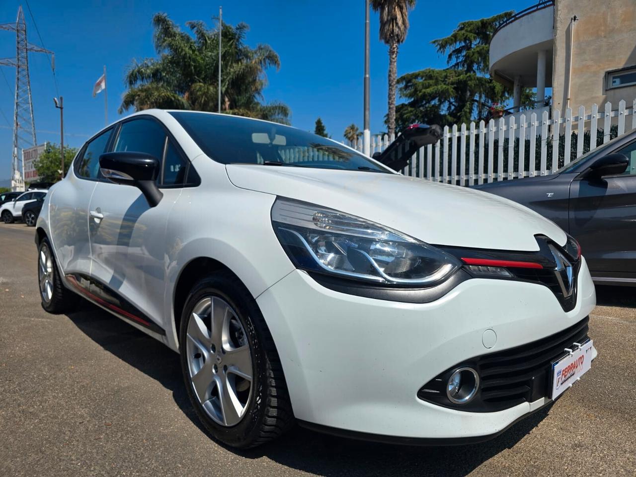 RENAULT CLIO 1.1 BENZINA 73CV SPORT NEOPATENTATI