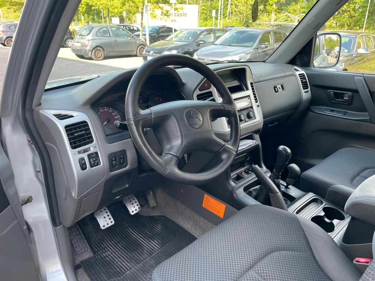 Mitsubishi Pajero 3.2 16V DI-D 3p. GLS2