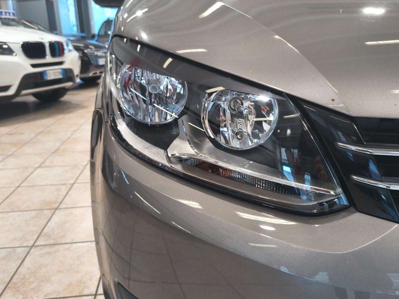 Volkswagen Touran 1.6 TDI DSG Comfortline 7 posti