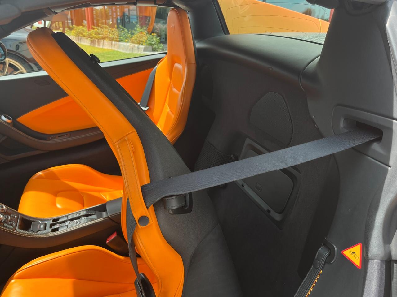 Mclaren MP4-12C 12C