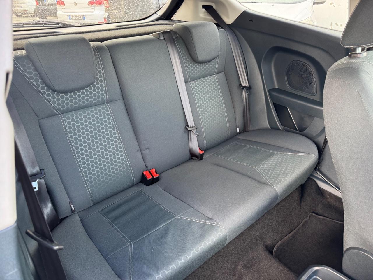 Ford Fiesta 1.4 TDCi Titanium -SOLO 98.000 KM-