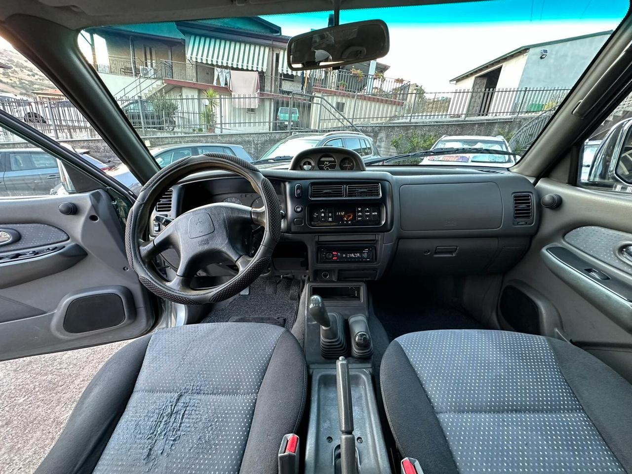Mitsubishi L200 2.5 TDI 4WD Club Cab Pick-up GLS