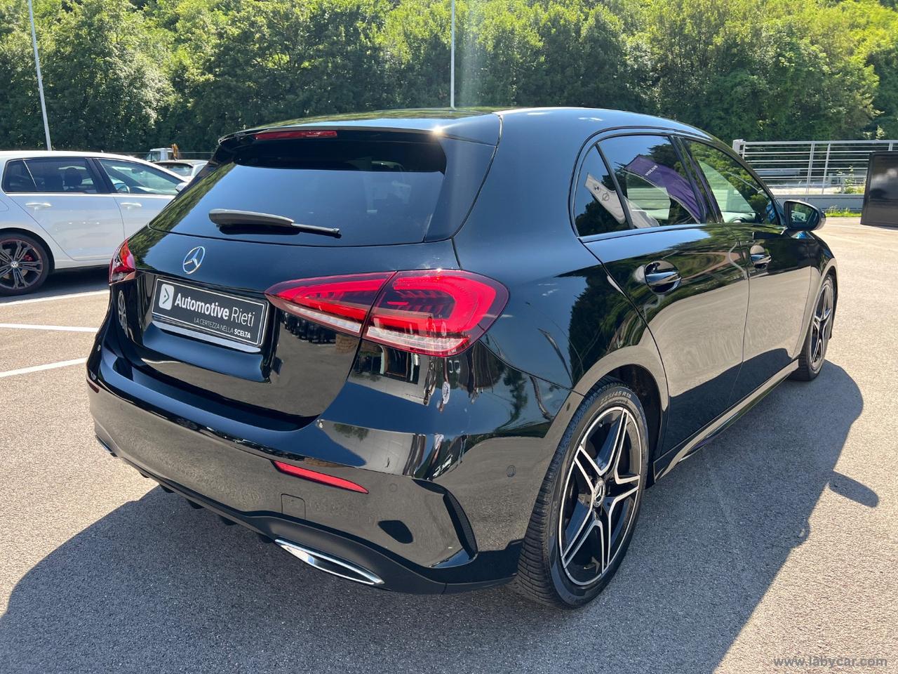 MERCEDES-BENZ A 200 d Automatic Premium
