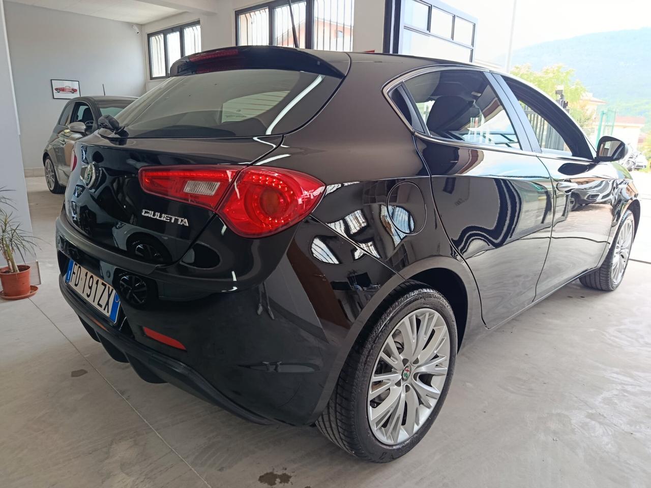 Alfa Romeo Giulietta 1.4 Turbo 120 CV GPL Super