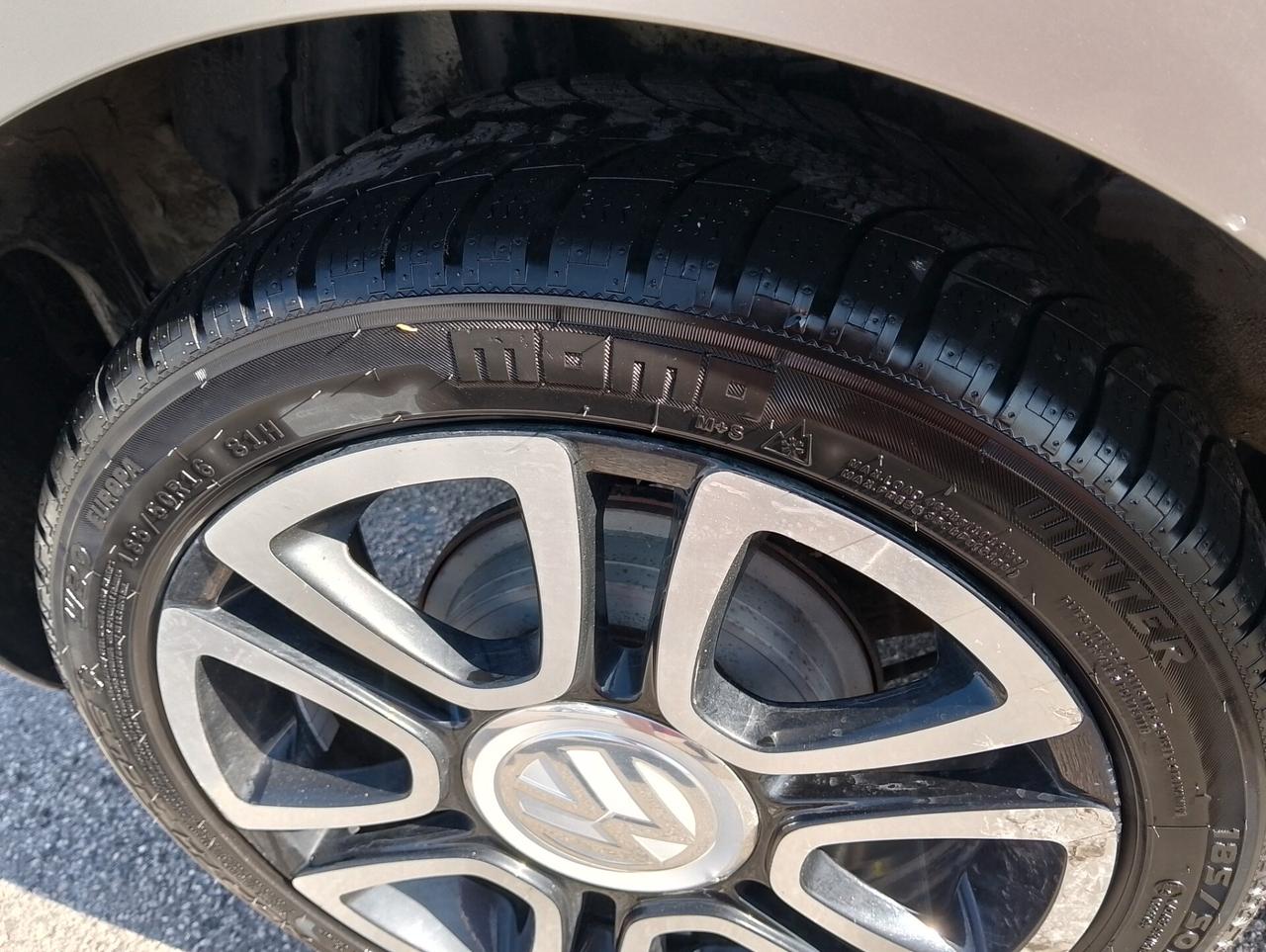 Volkswagen up 1.0 tutta tagliandata full optional