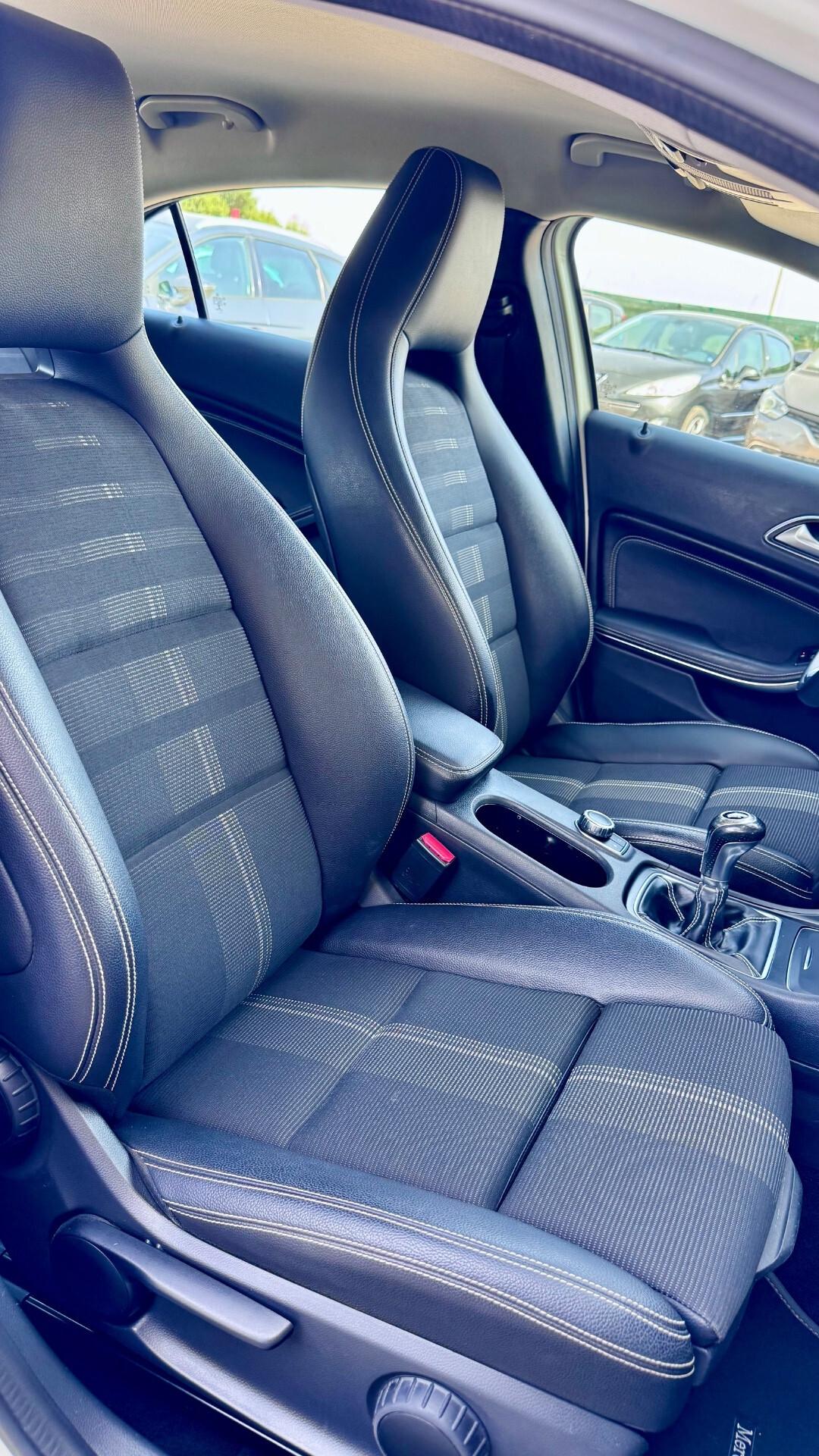 Mercedes-benz A 180 d Premium