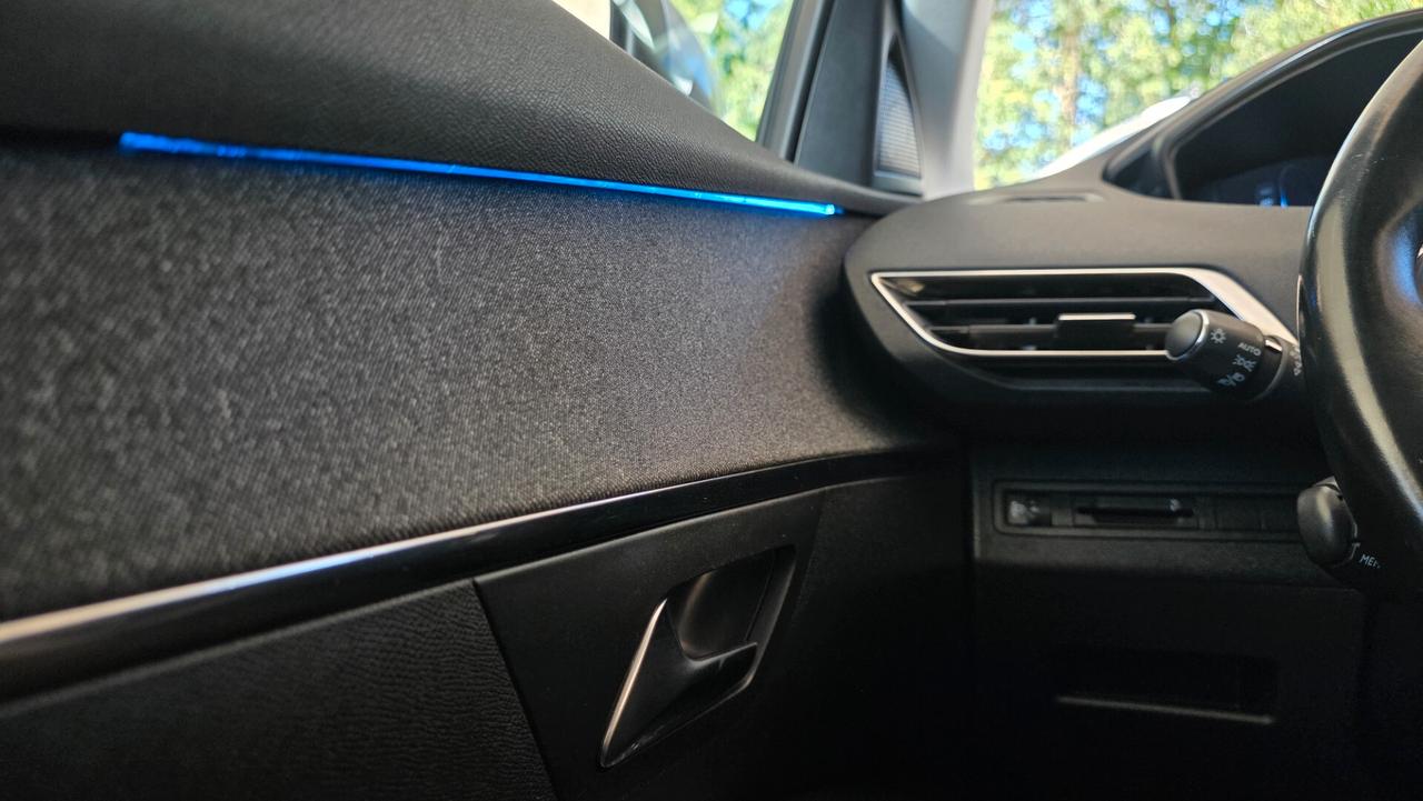 Peugeot 5008 BlueHDi 130 S&S Allure