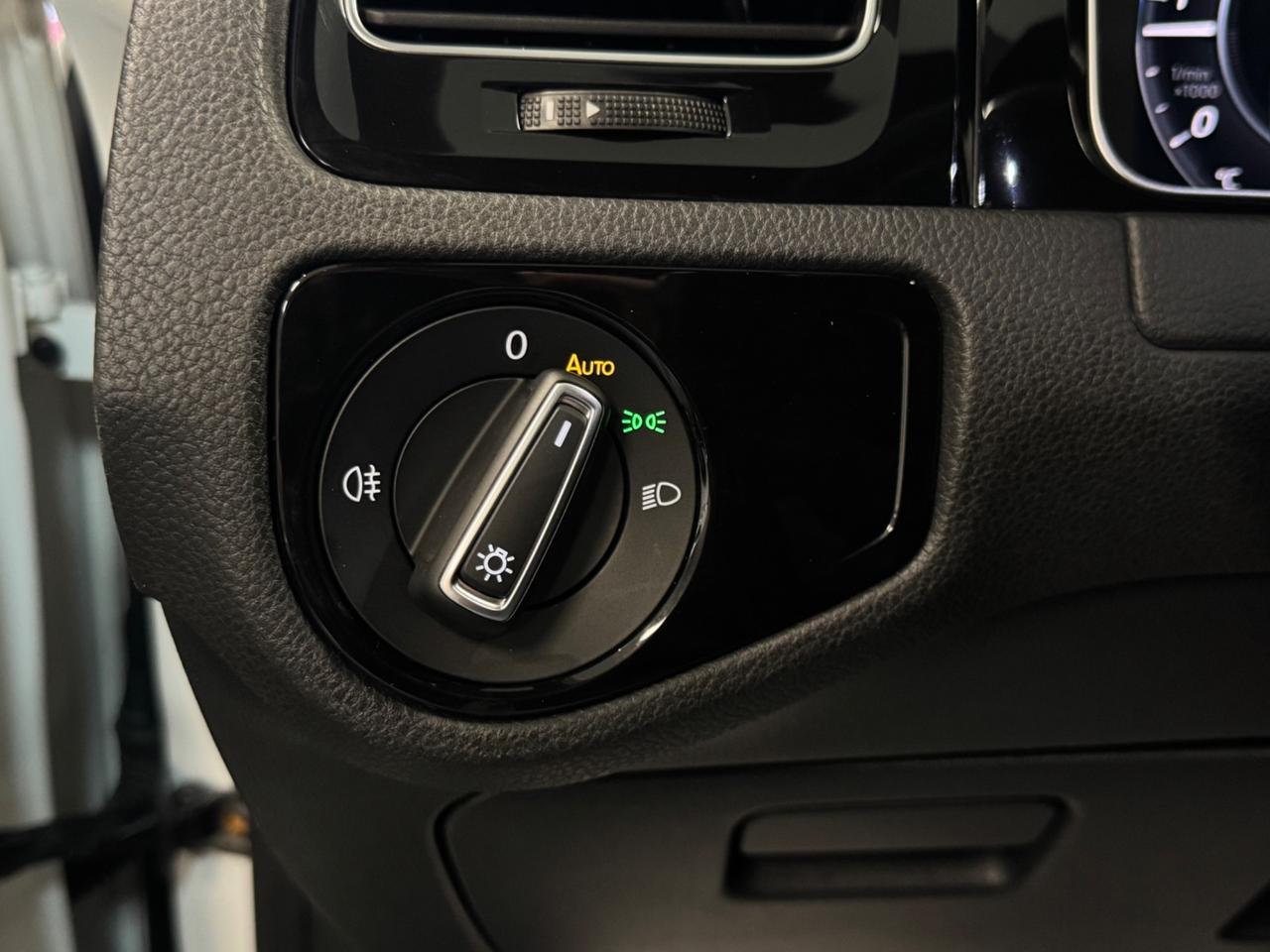 Volkswagen Golf 7.5 GTD 2.0 TDI 184 Cv DSG Finanziabile