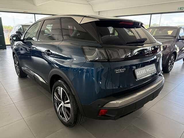 Peugeot 3008 1.2 PureTech 130 CV Allure