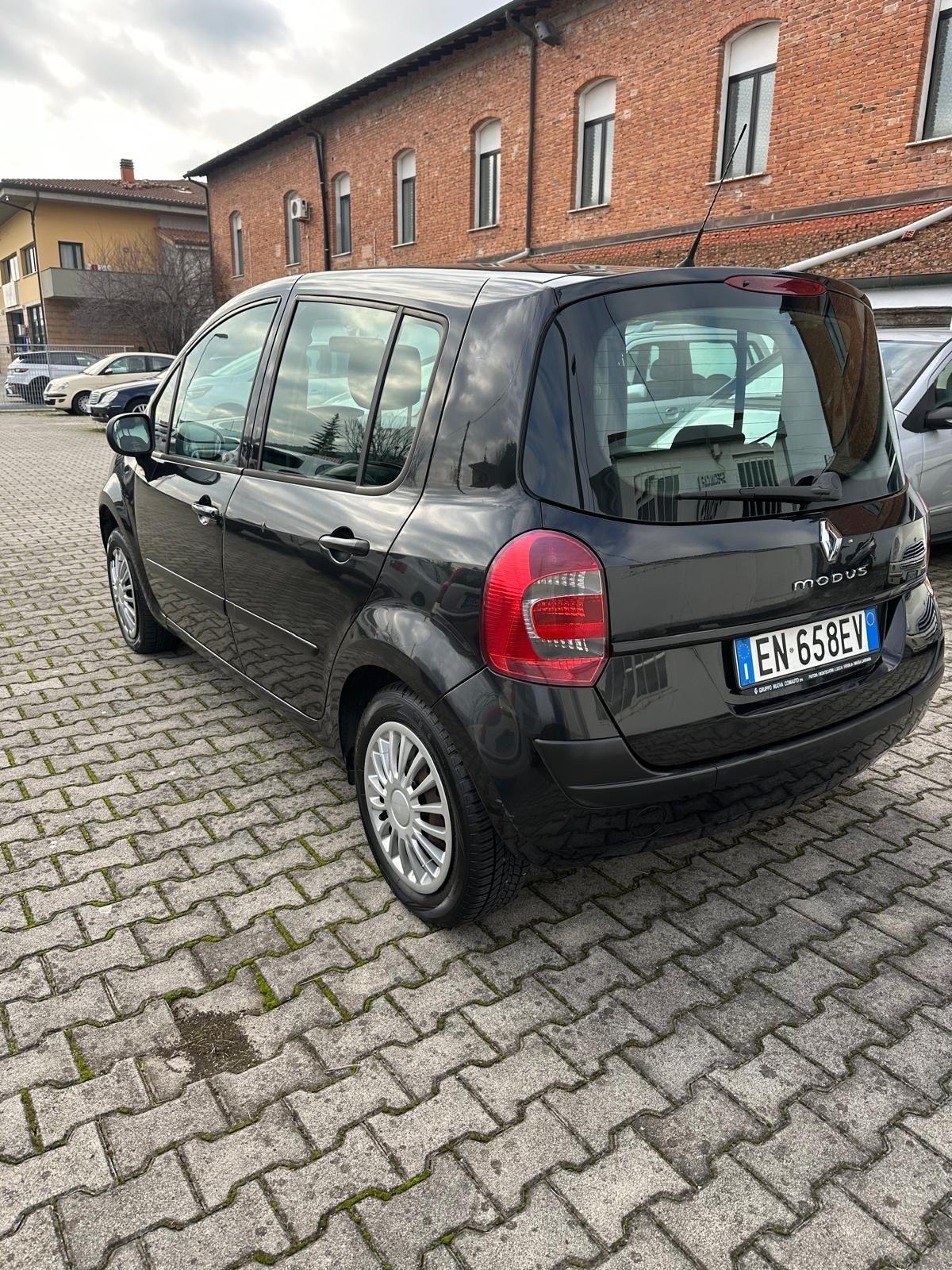 Renault Modus 1.5 dCi 75CV Wave