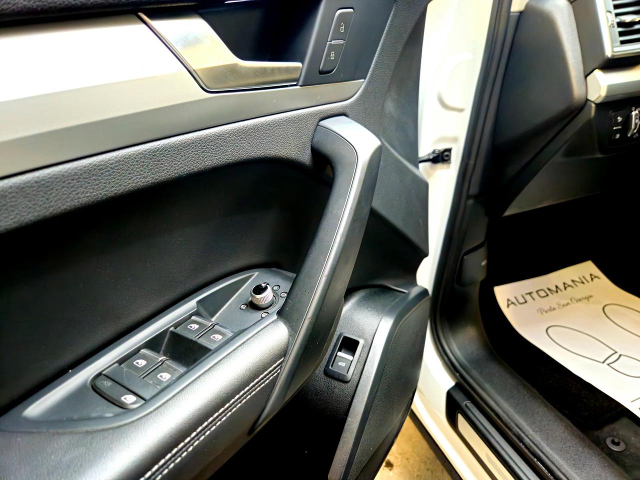 Audi Q5 40 2.0 tdi mhev 12V Business quattro s-tronic