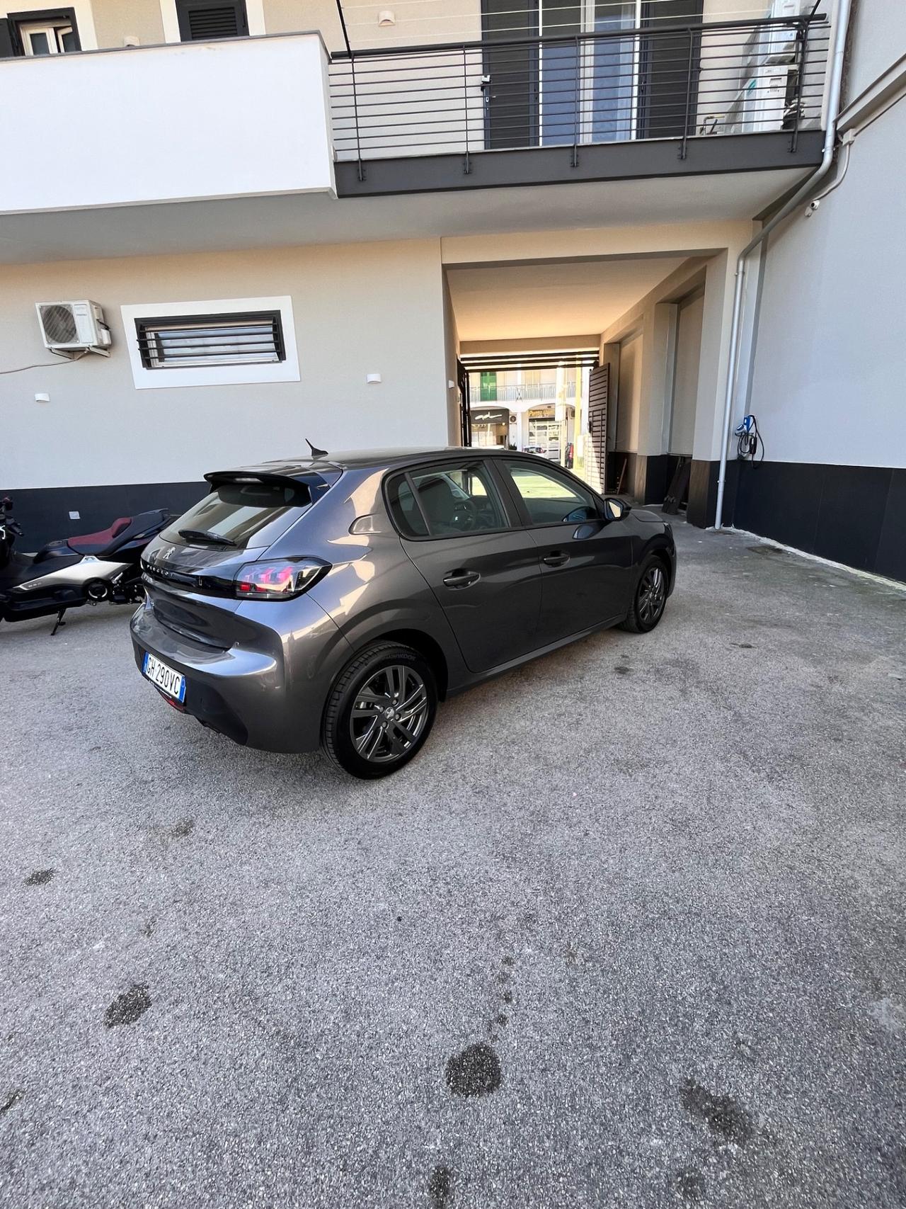 Peugeot 208 Active