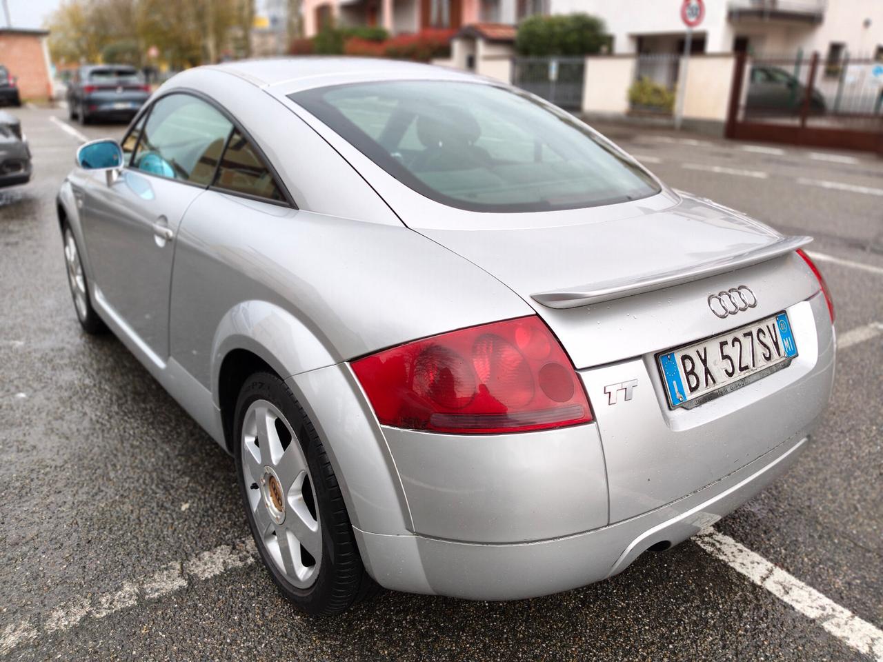Audi TT 1.8 T 180 CV
