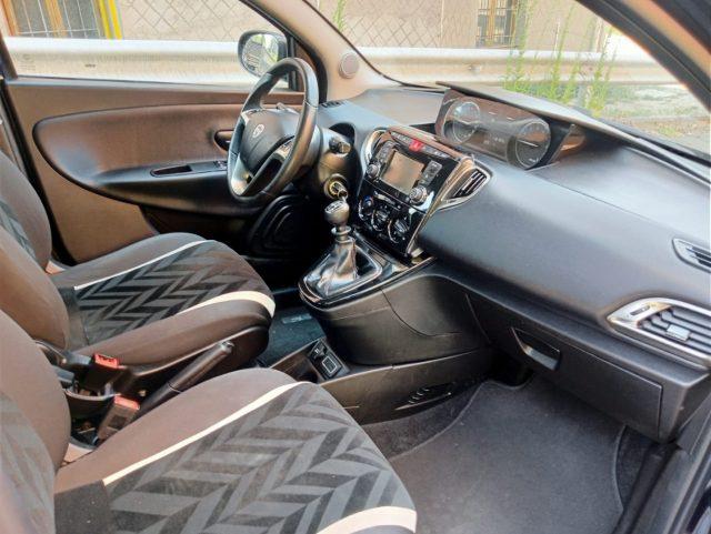 LANCIA Ypsilon 1.2 69 CV 5 porte Gold *ok neopatentati*