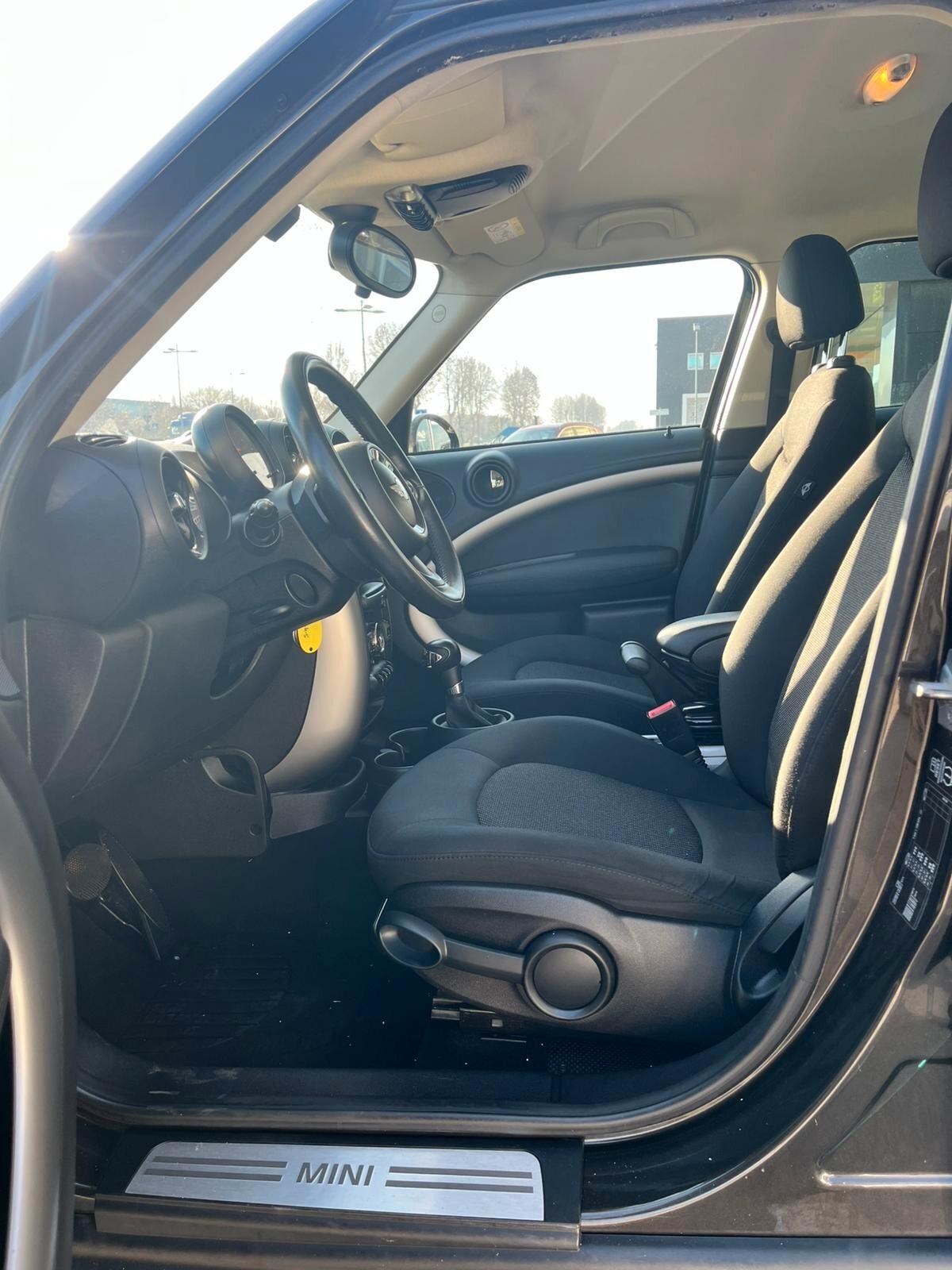 Mini Cooper Countryman D ALL4 Automatica