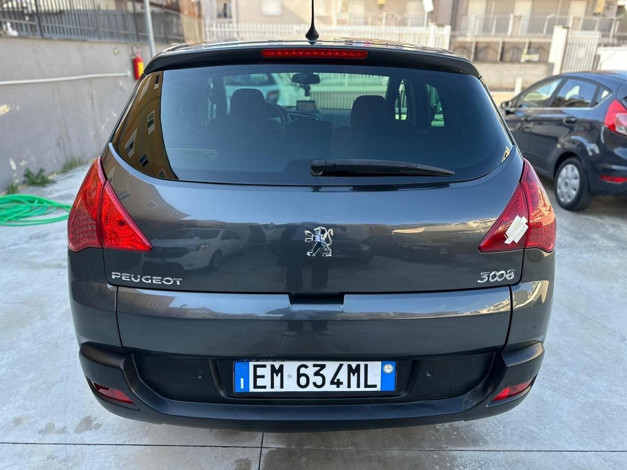 Peugeot 3008 1.6 HDi 115CV Allure