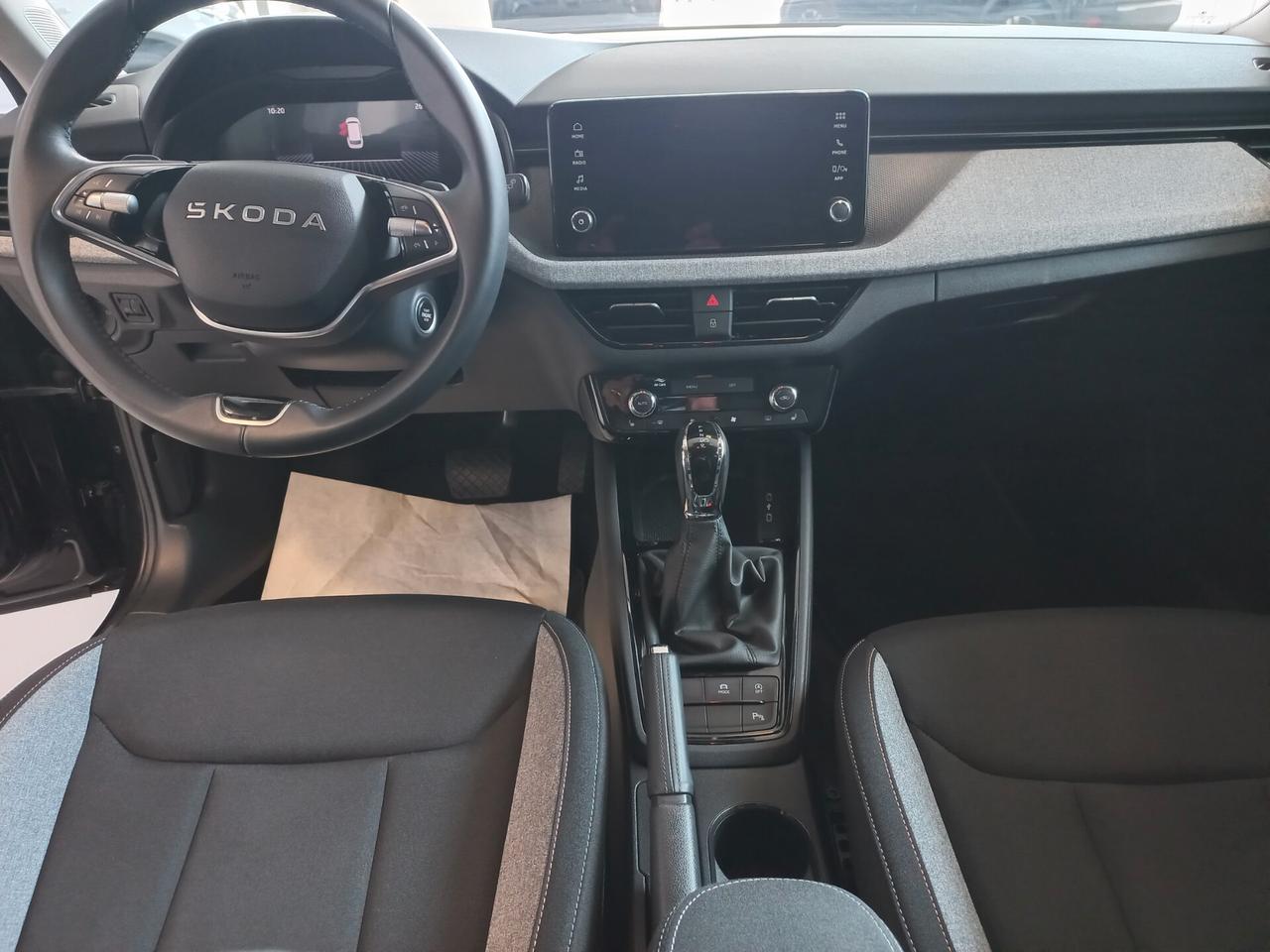 Skoda Kamiq 1.0 TSI 115 CV DSG Black Dots