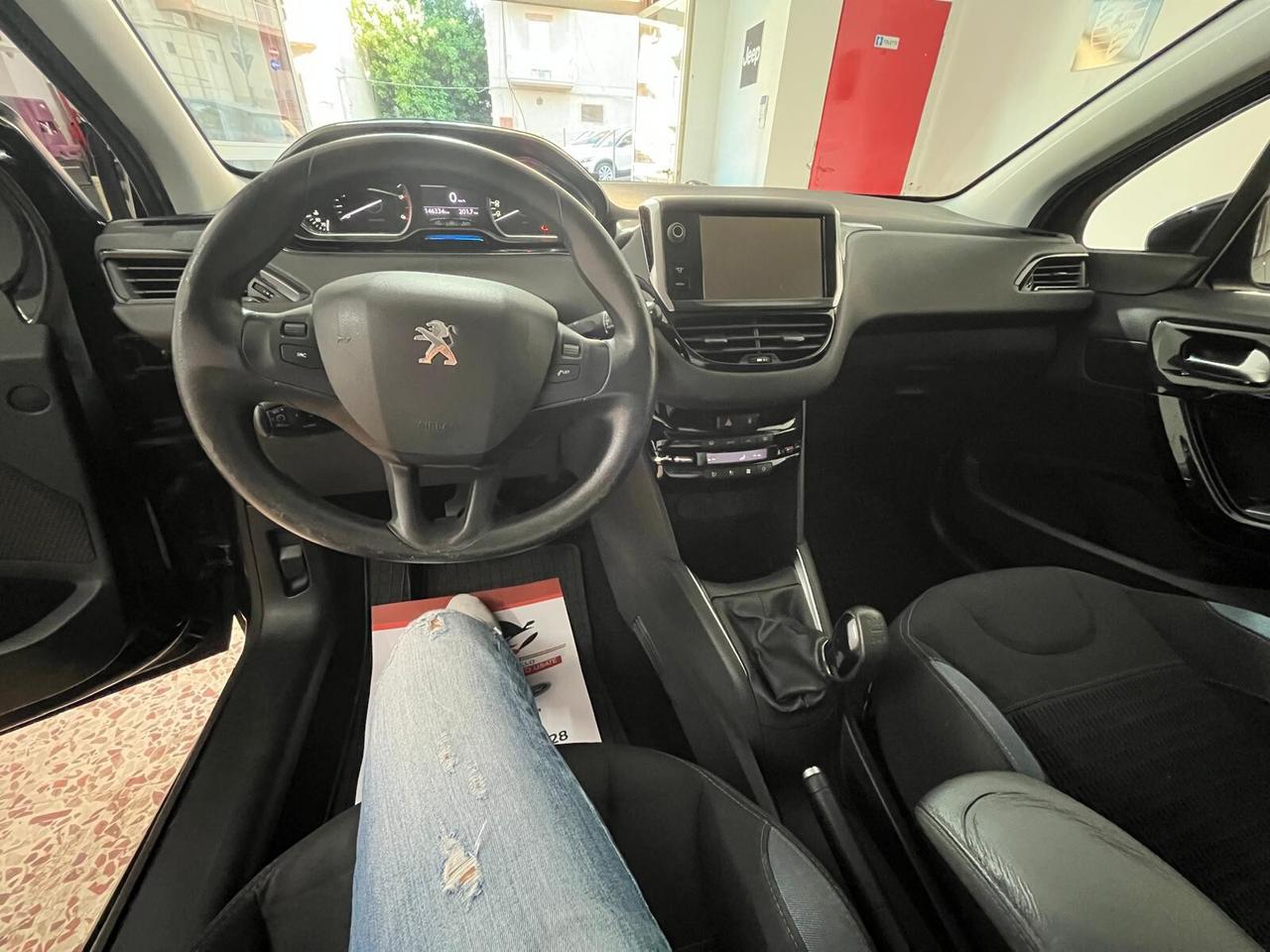 Peugeot 208 1.4 HDi 68 CV 5 porte Access