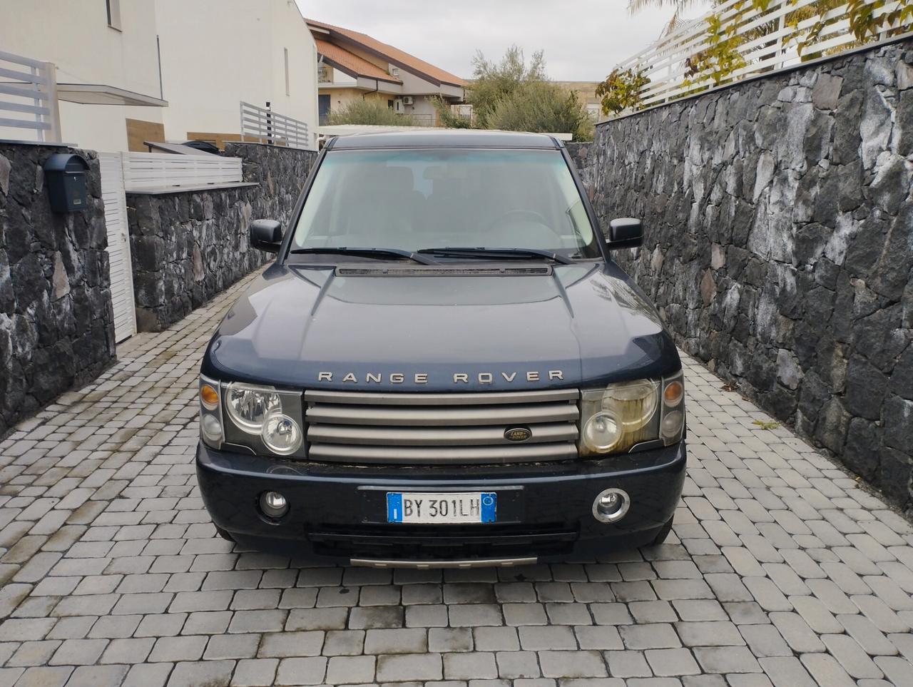Land Rover Range Rover Range Rover 3.0 Td6 Vogue Foundry