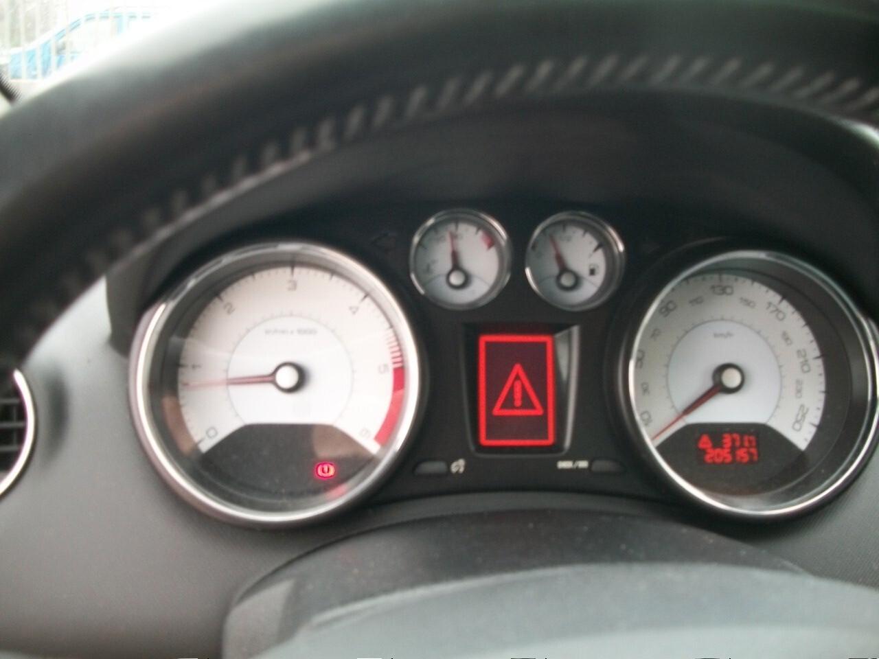 Peugeot 308 1.6 e-HDi 112CV Stop&Start CC Allure CAPRIO NERA 06 MARCE GARANZIA UN ANNO