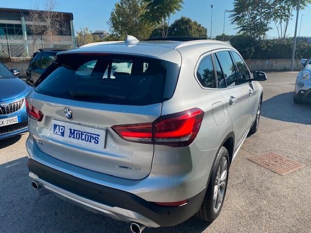 Bmw X1 sDrive18d xLine Auto. LED/Tetto 150 Cv