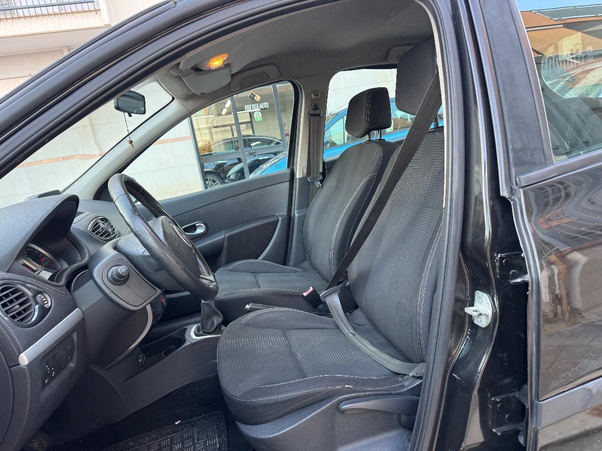 RENAULT CLIO 1.5 dCi 85 CV 5p. Luxe