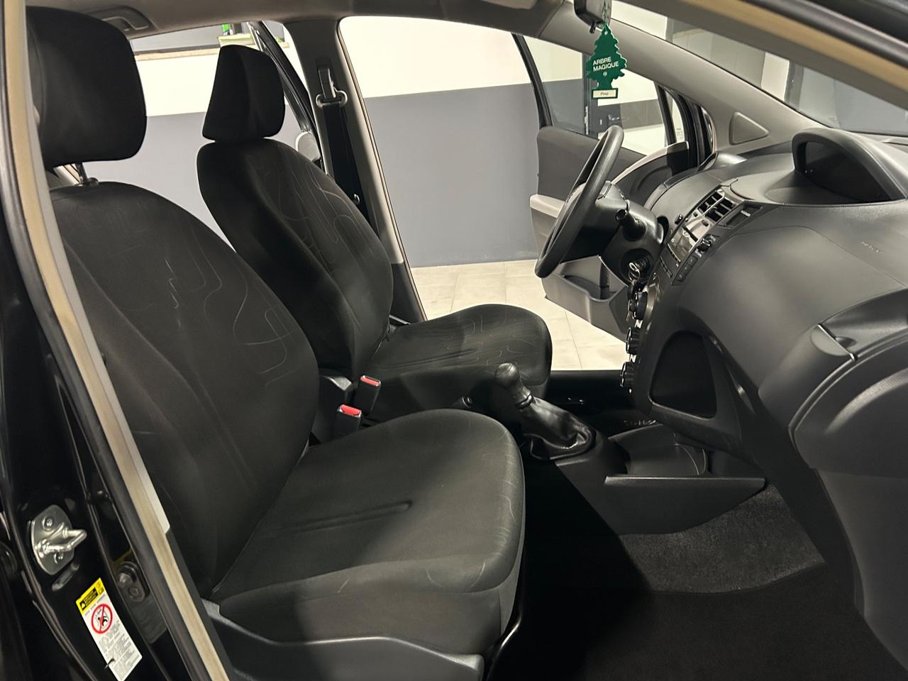 Toyota Yaris 1.0 benzina 51 kw