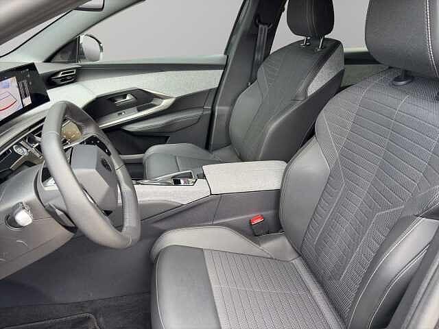 Peugeot 3008 Hybrid 136 e-DCS 6 Allure Pack