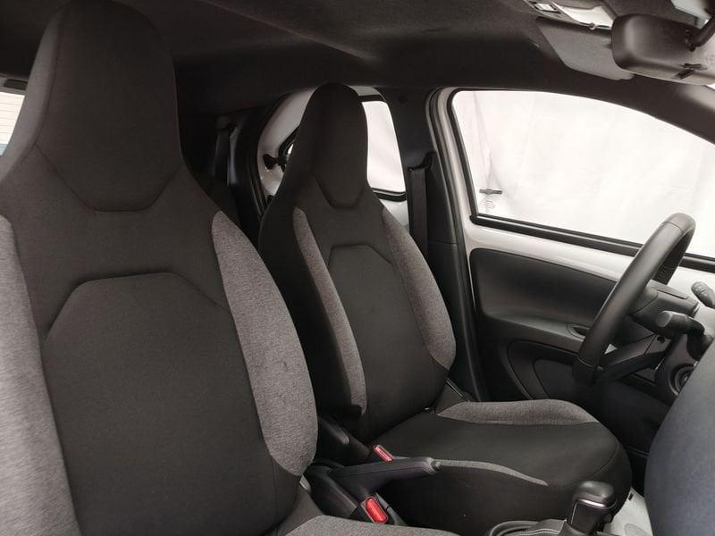 Toyota Aygo X Aygo X 1.0 VVT-i 72 CV 5 porte Active S-CVT