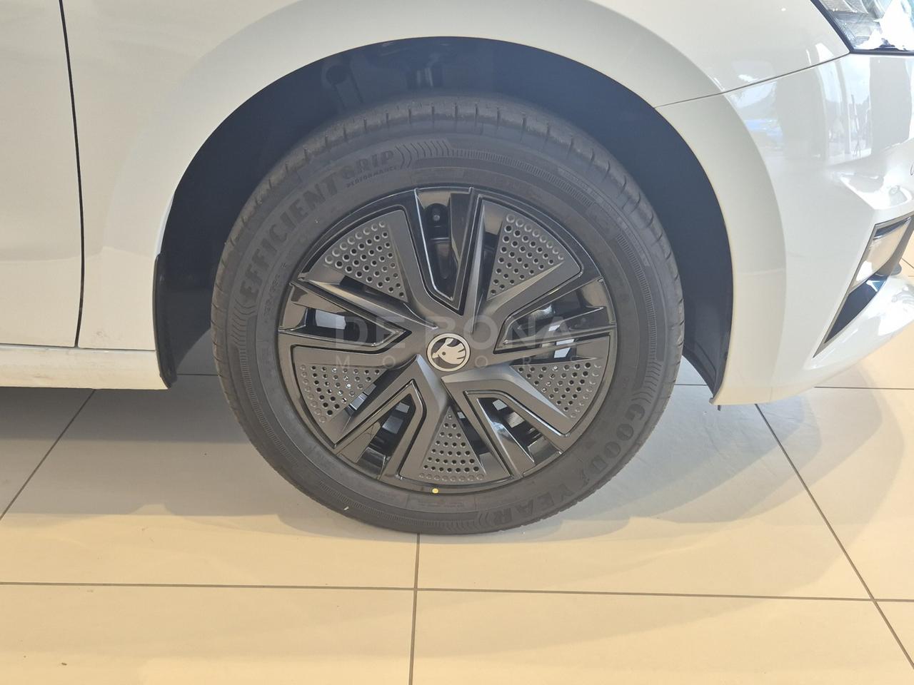 Skoda Fabia 1.0 tsi evo young edition 95cv
