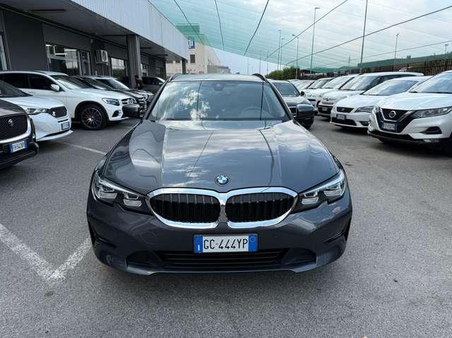 BMW 320 320d Touring mhev 48V xdrive