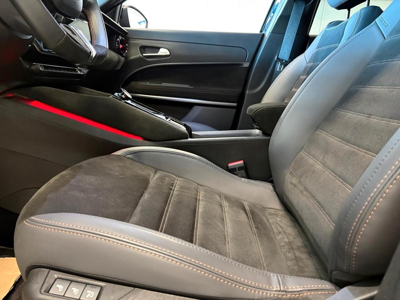 Alfa Romeo Junior INTENSA Hybrid 145 eDCT6 Q4 SPOTICAR