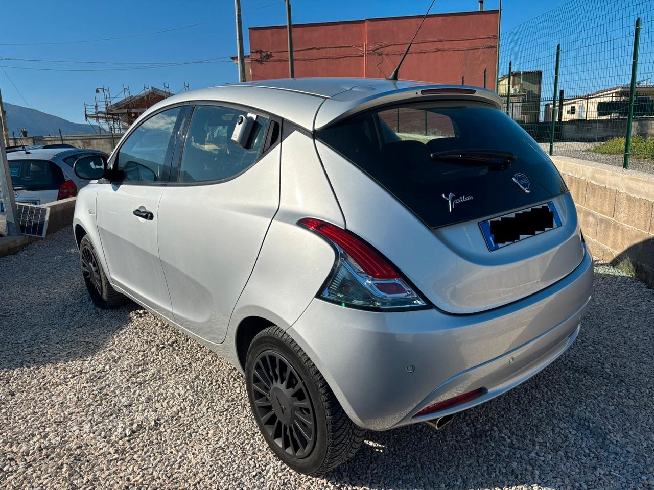 Lancia Ypsilon 1.2 69 CV 5 porte S&S Platinum