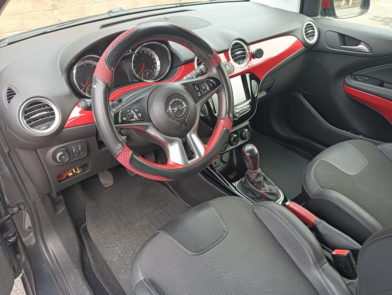 Opel Adam 1.4 87 CV GPL Tech Unlimited