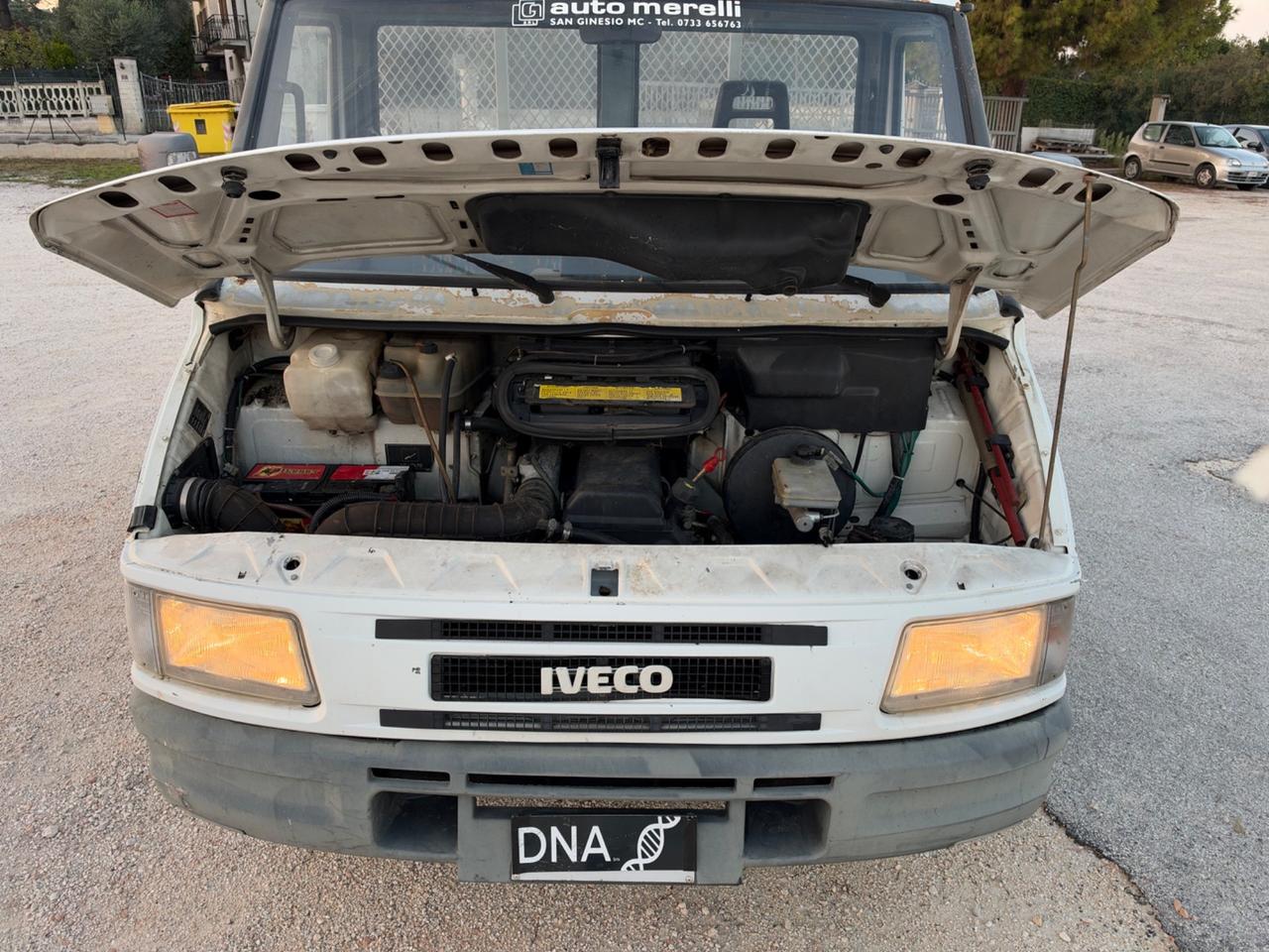 Iveco daily 35-8 cassone ribaltabile ruote gemellate