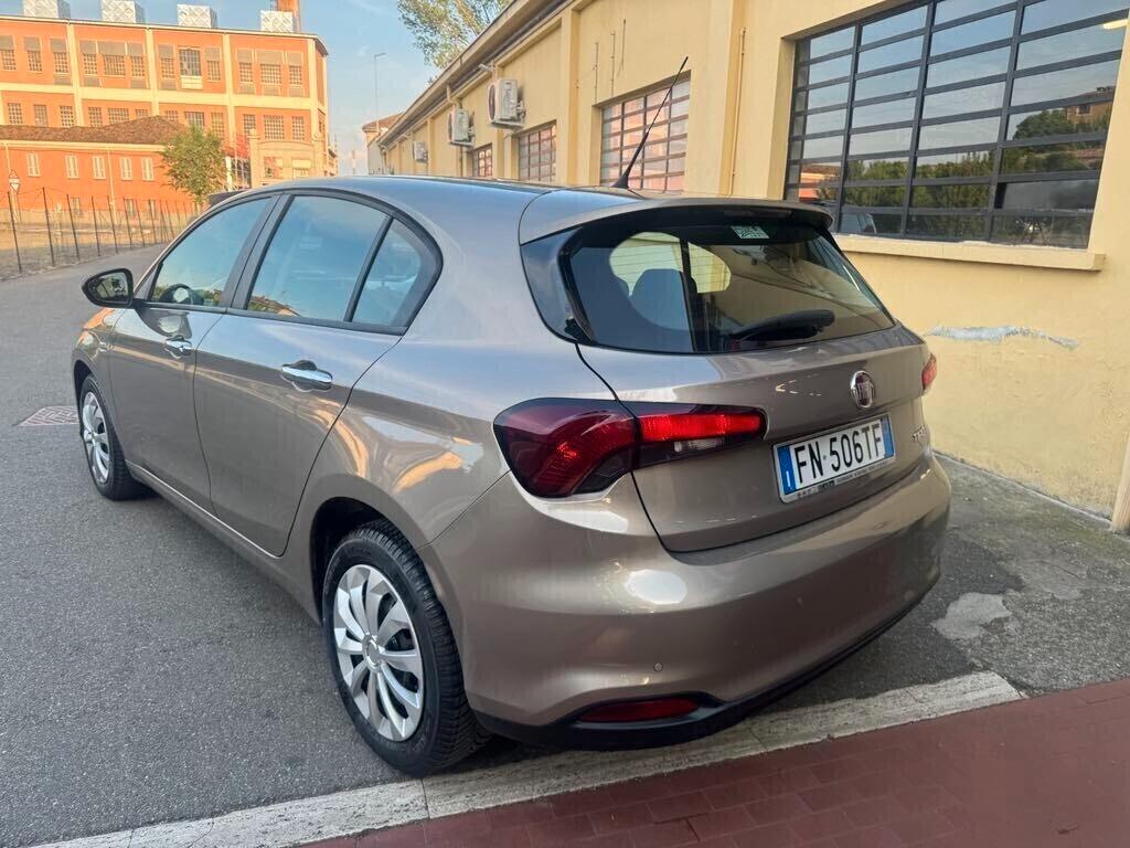 Fiat Tipo 1.3 Mjt S&S 5 porte Easy