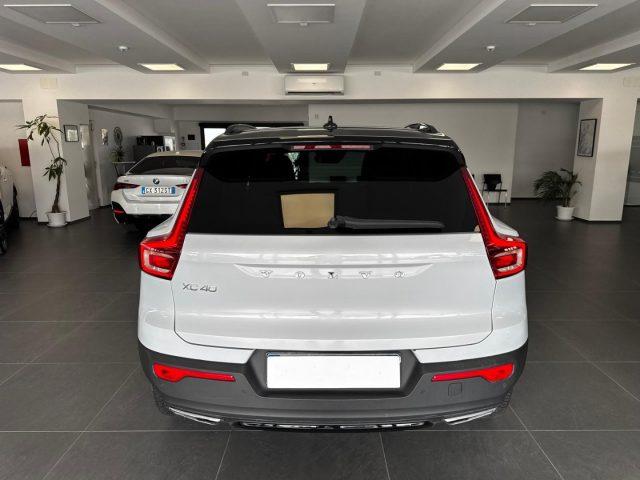 VOLVO XC40 2.0 D3 150 CV Geartronic R-design