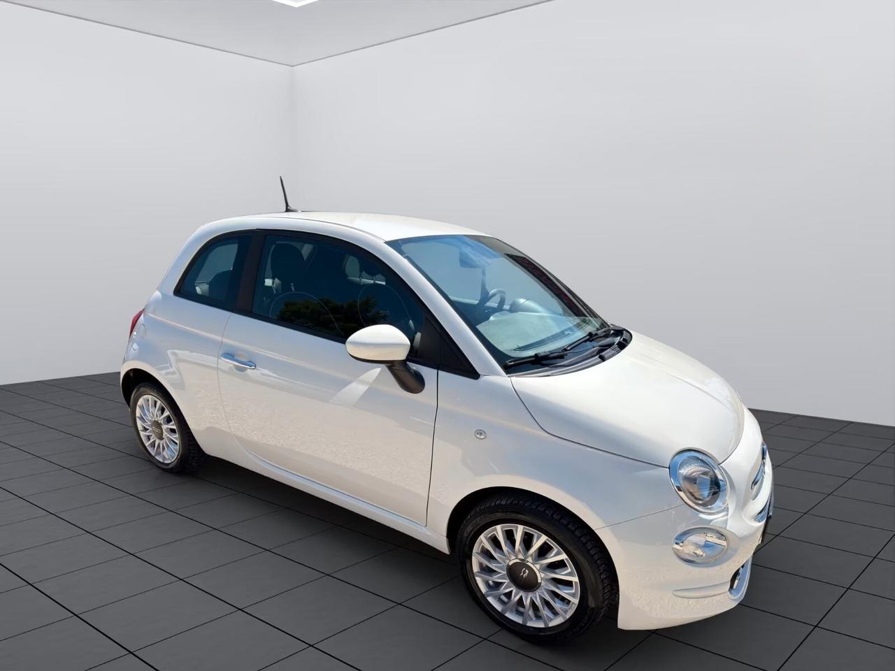 Fiat 500 Hybrid 1.0 da 70cv CarPlay - Prezzo Reale
