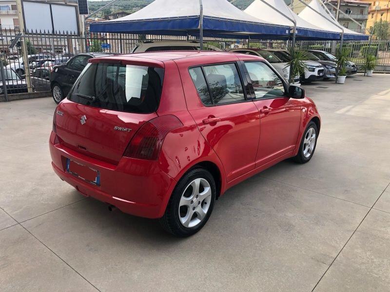 Suzuki Swift 1.3i 68cv anno 2006