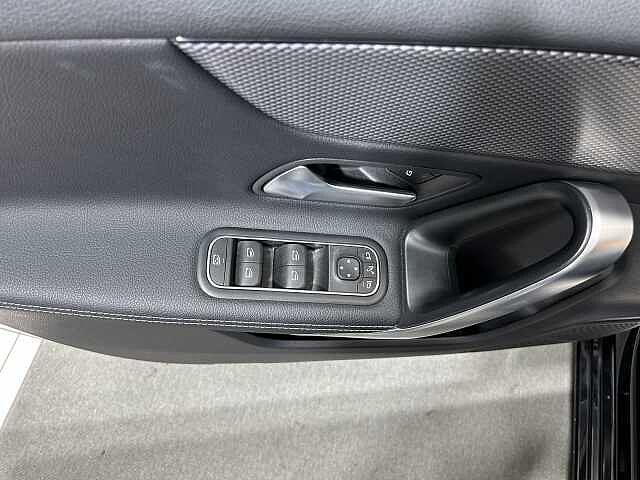 Mercedes-Benz A 180 A 180 d Automatic Sport